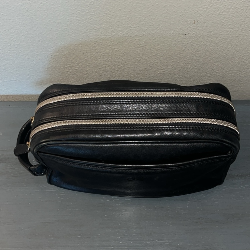 Balenciaga Black Leather Second Toiletry Bag Luxury Balenciaga EUC - Picture 4 of 17